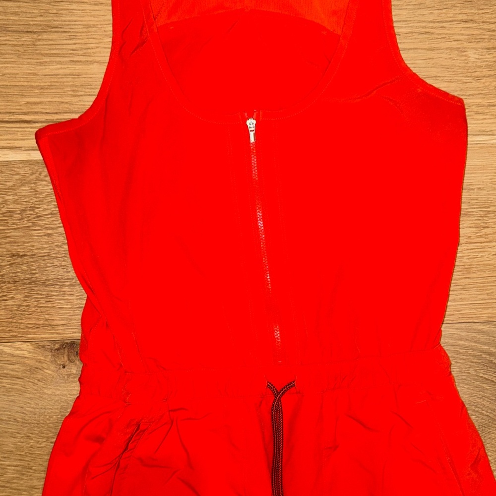 Athleta expedition Red Sleeveless Zip-Up Dress built in shorts women’s size 8 - Picture 4 of 10